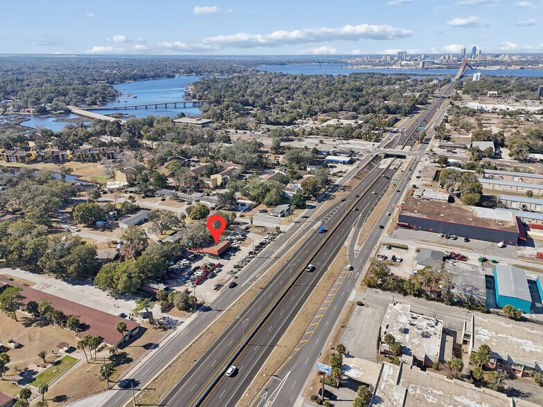 6200 Arlington Expy, Jacksonville, FL à vendre - Photo de l’immeuble – Image 2 sur 19