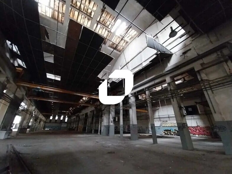 Industriel/Logistique dans Givors à vendre - Photo de l’immeuble – Image 3 sur 16