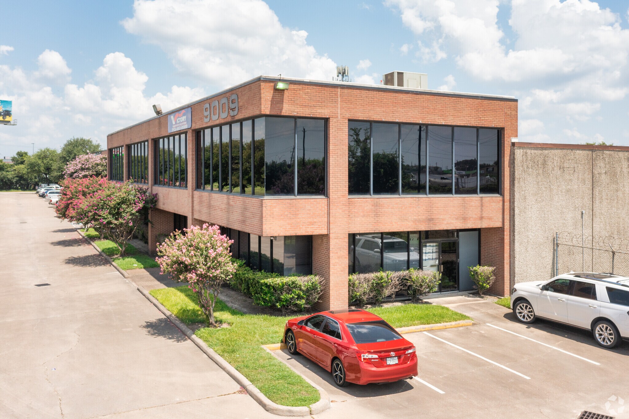 9009 North Loop E, Houston, TX à louer Photo principale– Image 1 sur 7