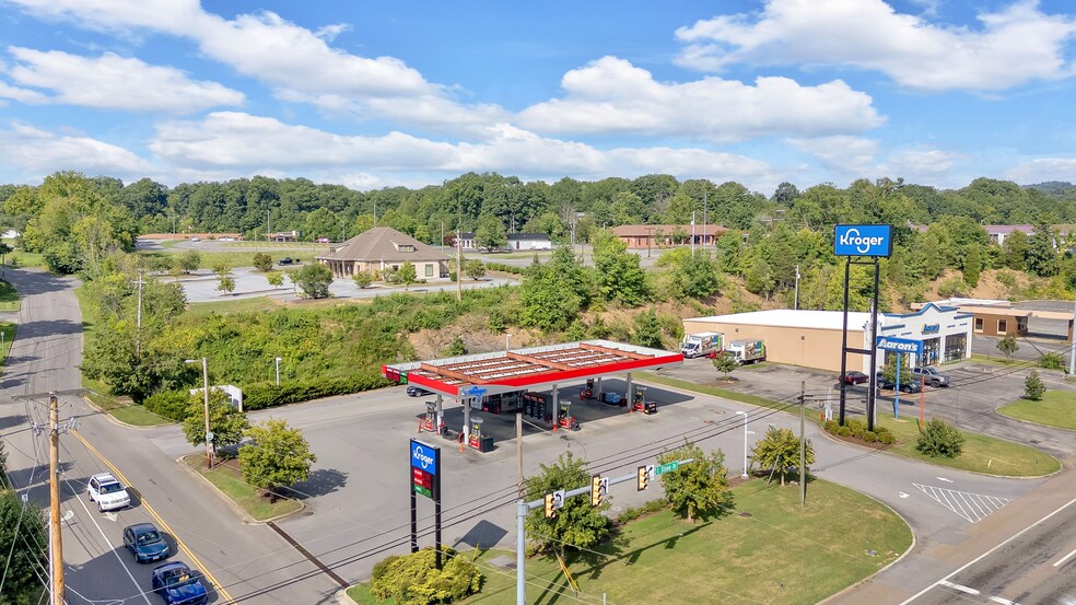 1800 E Stone Dr, Kingsport, TN à vendre - Photo de l’immeuble – Image 3 sur 9