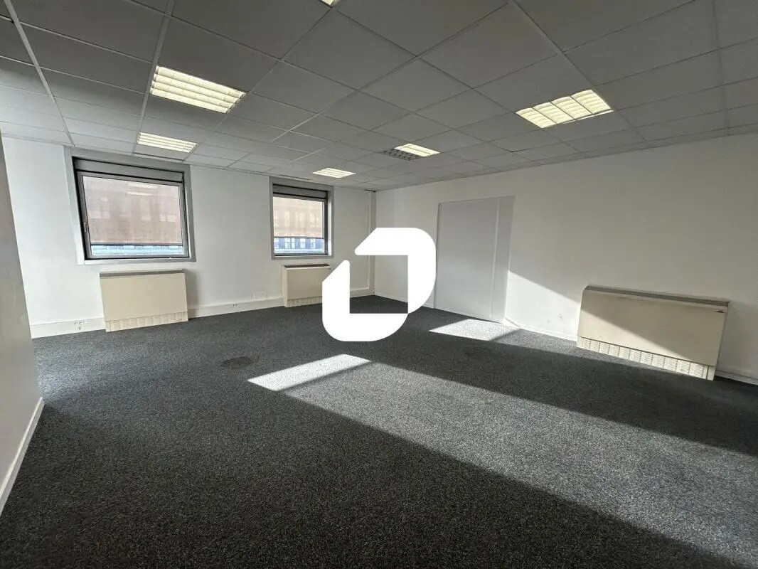Bureau dans Noisy-le-Grand à louer Photo intérieure– Image 1 sur 10