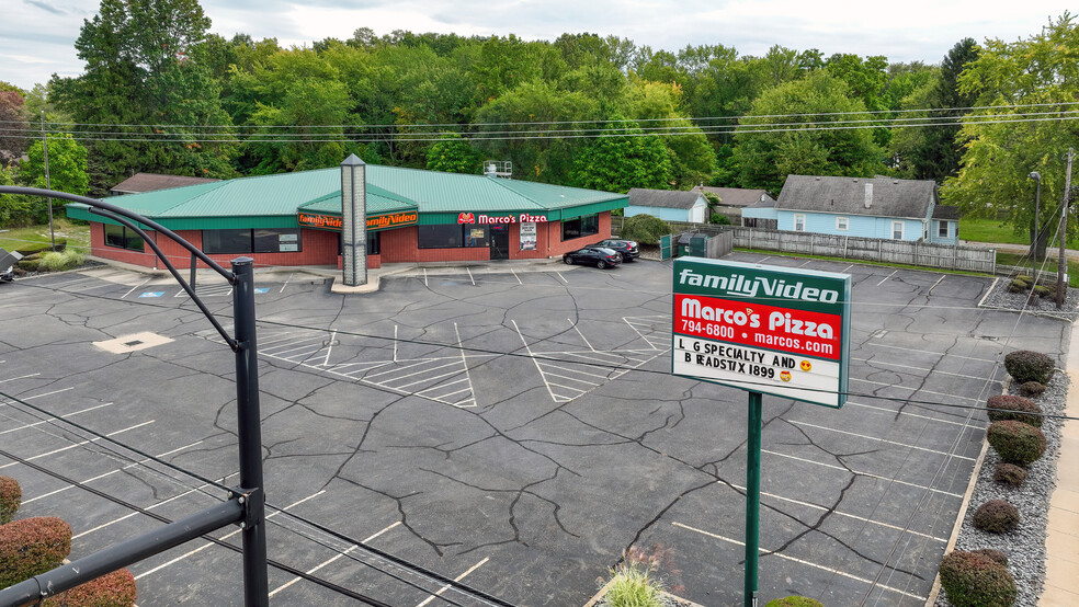 2130 Eastwood Ave, Akron, OH à louer - Photo de l’immeuble – Image 3 sur 9