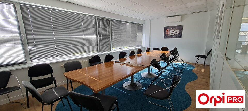 Bureau dans Saint-Brieuc à vendre - Photo intérieure – Image 3 sur 12