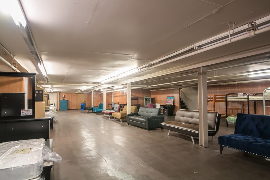 4023-4025 Market St, Philadelphia, PA à louer - Photo intérieure – Image 2 sur 14