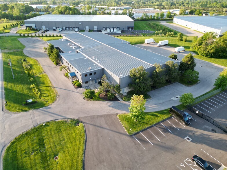7858 Industrial Pky, Plain City, OH à louer - Photo de l’immeuble – Image 3 sur 31
