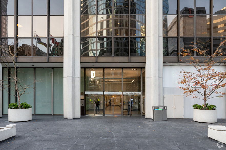 555 Burrard St, Vancouver, BC à louer - Photo de l’immeuble – Image 3 sur 9