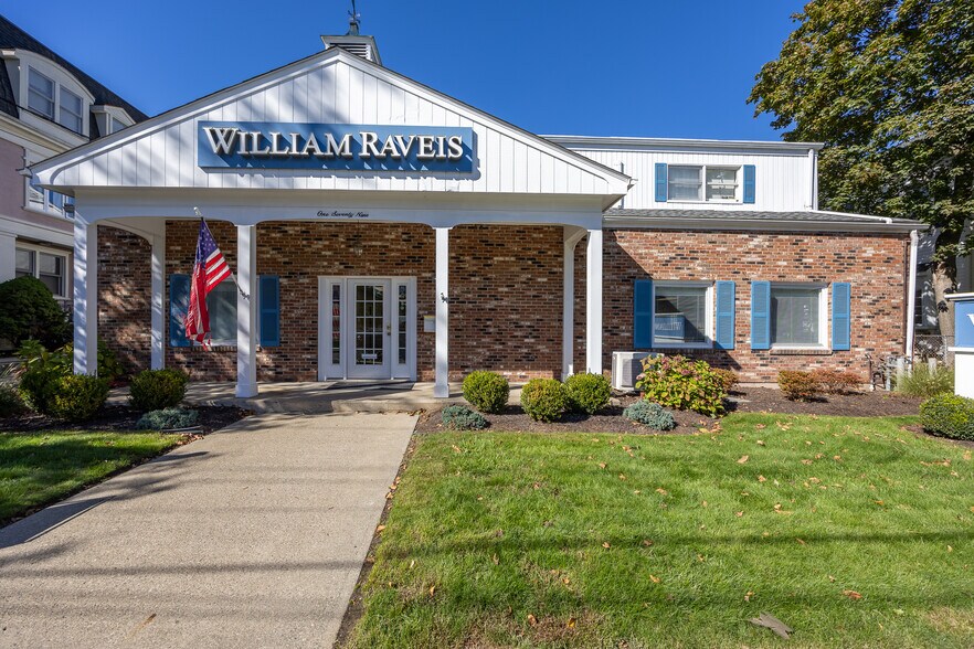 179 N Broad St, Milford, CT à louer - Photo de l’immeuble – Image 2 sur 7