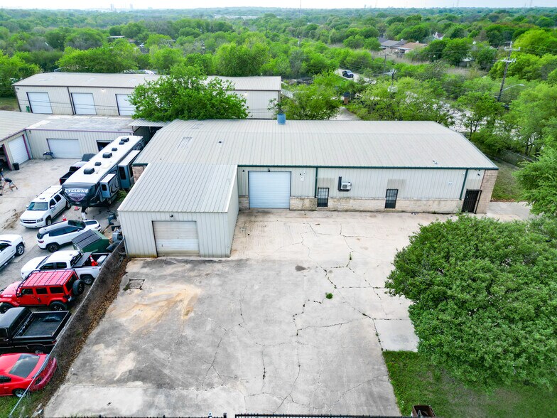 13127 Lookout Way, San Antonio, TX à vendre - Photo de l’immeuble – Image 3 sur 11