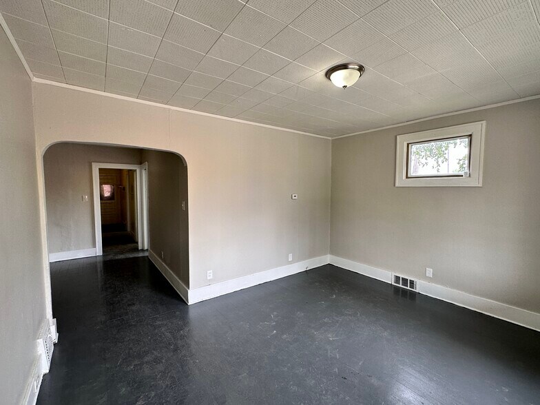 14028 Faircrest St, Detroit, MI à vendre - Photo de l’immeuble – Image 2 sur 23