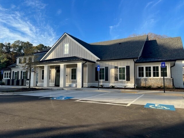 875 Mayfield Rd, Alpharetta, GA à louer - Photo de l’immeuble – Image 2 sur 5