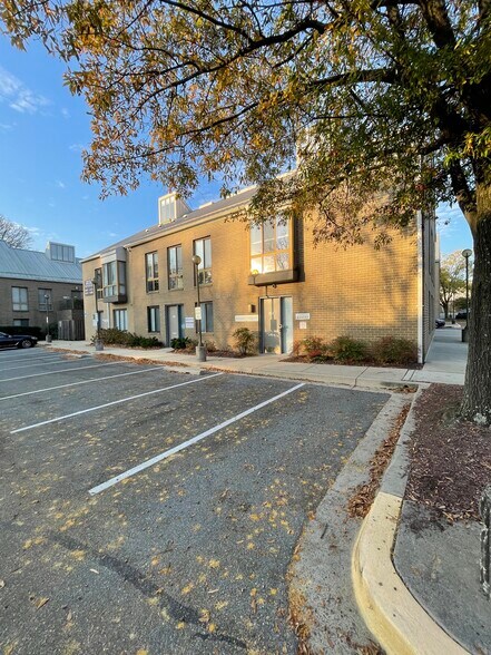 6167-6189 Executive Blvd, Rockville, MD à vendre - Photo de l’immeuble – Image 2 sur 3