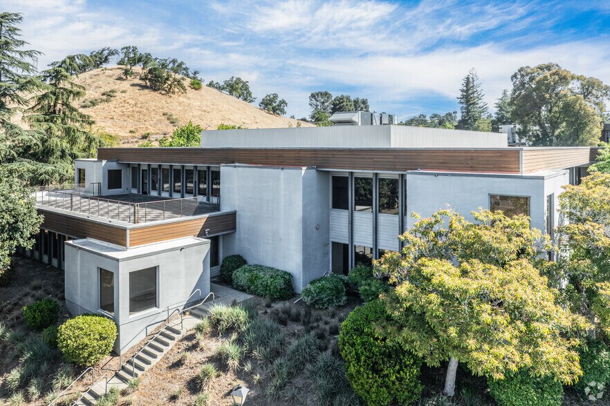 1200 Montego Way, Walnut Creek, CA à vendre - Photo de l’immeuble – Image 3 sur 7