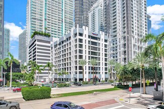 Plus de détails pour 1110 Brickell Ave, Miami, FL - Bureau à vendre