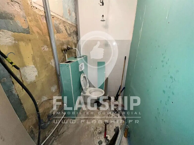 Local commercial dans Paris à louer - Photo intérieure – Image 3 sur 4