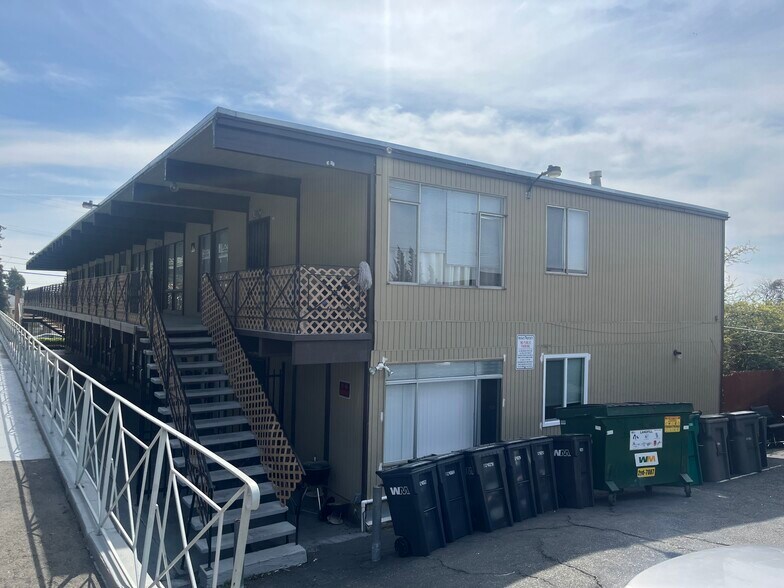 3585 66th Ave, Oakland, CA à vendre - Photo de l’immeuble – Image 2 sur 6