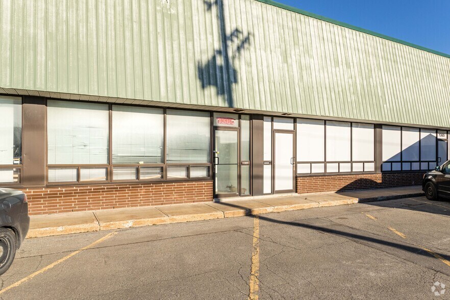 1325-1445 Rue Tees, Montréal, QC à louer - Photo de l’immeuble – Image 3 sur 11