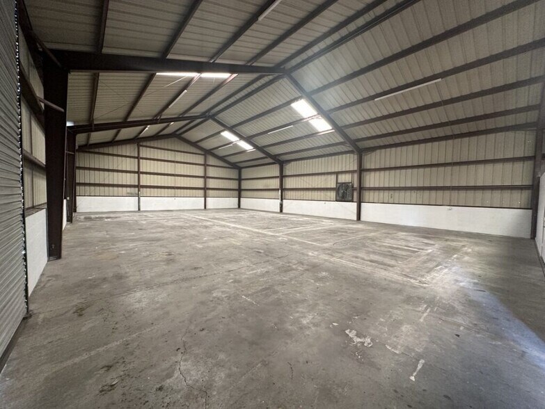 8340 Epicenter Blvd, Lakeland, FL à vendre - Photo intérieure – Image 1 sur 1