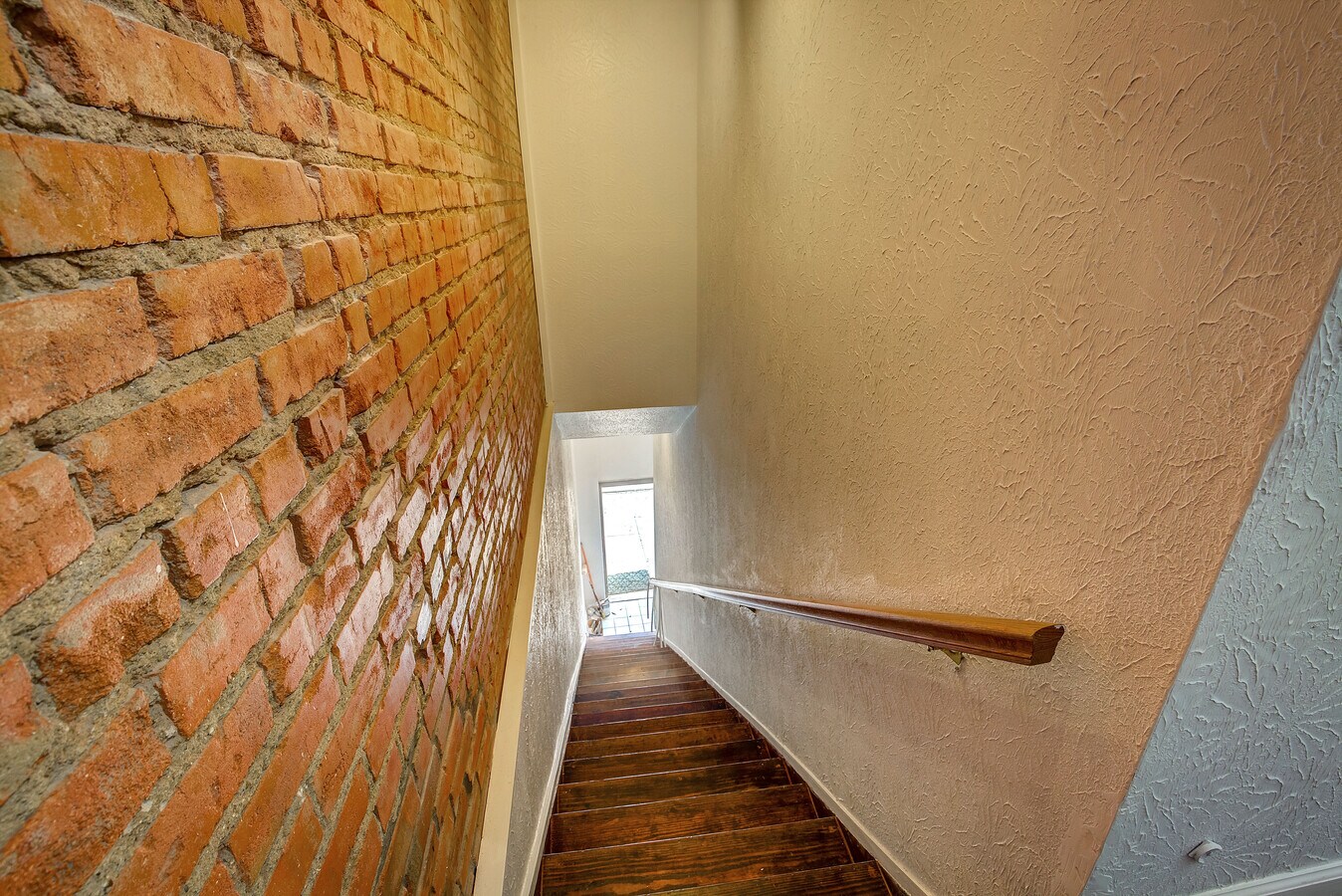 View Photo