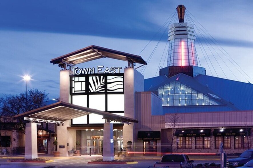 2063 Town East Mall, Mesquite, TX à louer - Photo principale – Image 1 sur 6