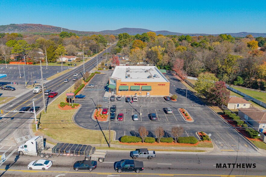 3500 Mastin Lake Rd NW, Huntsville, AL à vendre - Photo de l’immeuble – Image 2 sur 3