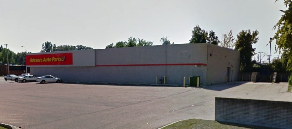 17455 E Warren Ave, Detroit, MI à louer - Photo de l’immeuble – Image 2 sur 3