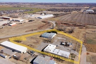 Plus de détails pour 1710 Charles Allen Dr, Chickasha, OK - Industriel/Logistique à vendre
