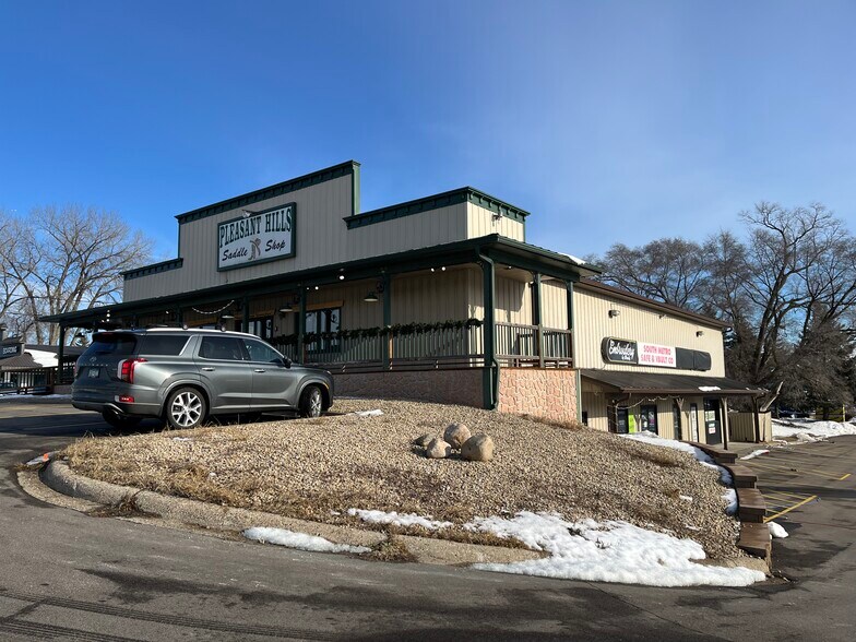 16350 Kenrick Loop, Lakeville, MN à louer - Photo de l’immeuble – Image 3 sur 7