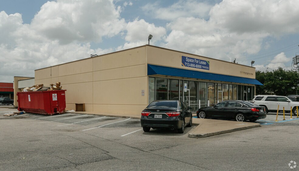 9400-9450 Cullen Blvd, Houston, TX à louer - Photo principale – Image 2 sur 3
