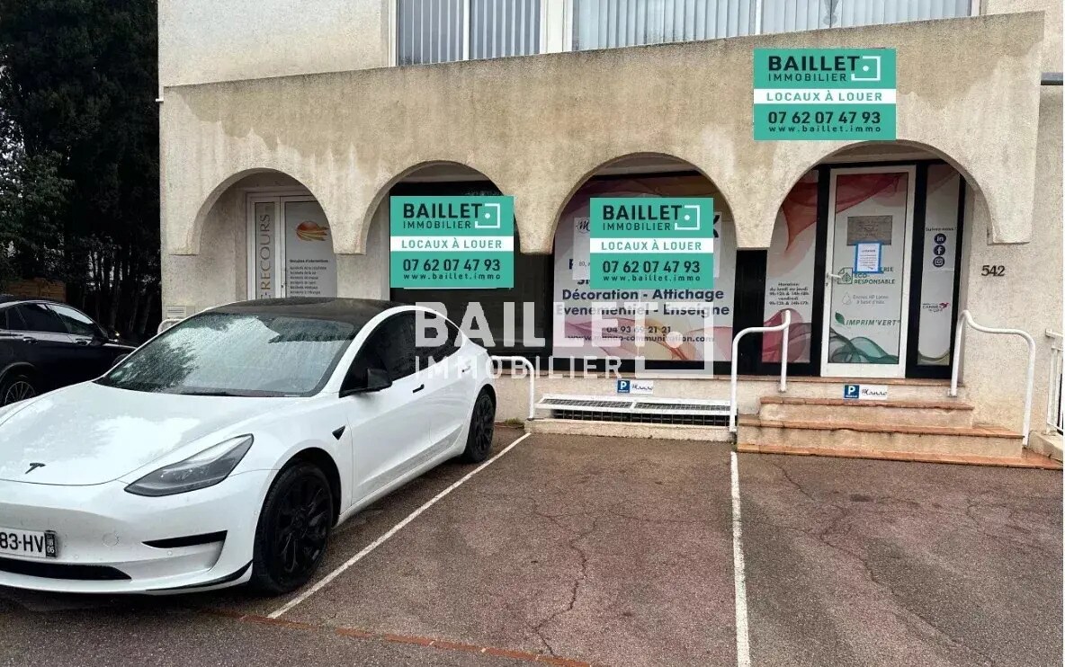 Industriel/Logistique dans Le Cannet à louer Photo principale– Image 1 sur 14