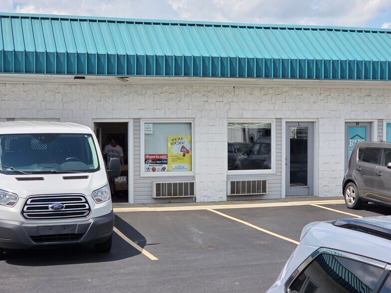 2575 W US RTE 22, Maineville, OH à louer - Photo de l’immeuble – Image 2 sur 2