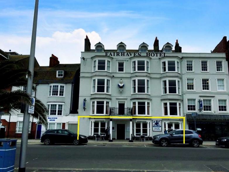 41-43 The Esplanade, Weymouth à vendre - Photo de l’immeuble – Image 1 sur 1