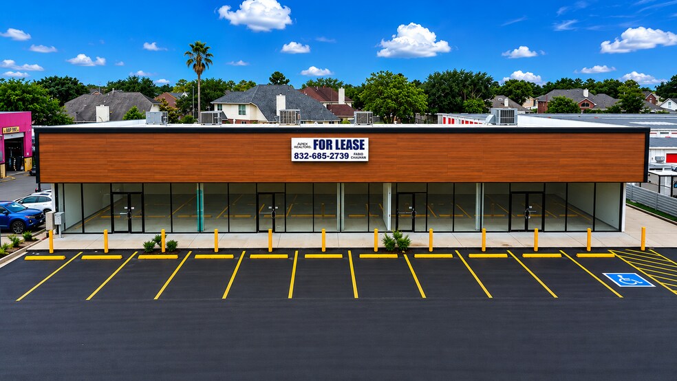 7850 Highway 6 S, Houston, TX à louer - Photo de l’immeuble – Image 1 sur 9
