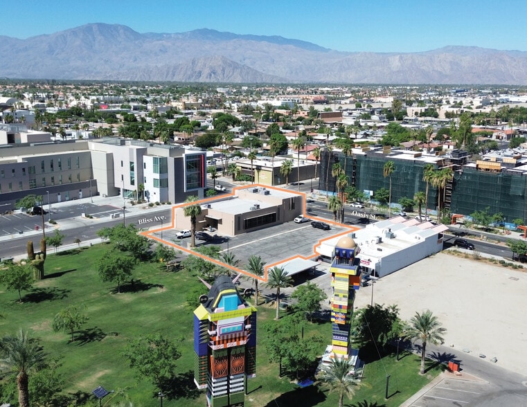 45300 Oasis St, Indio, CA à vendre - Photo de l’immeuble – Image 2 sur 10