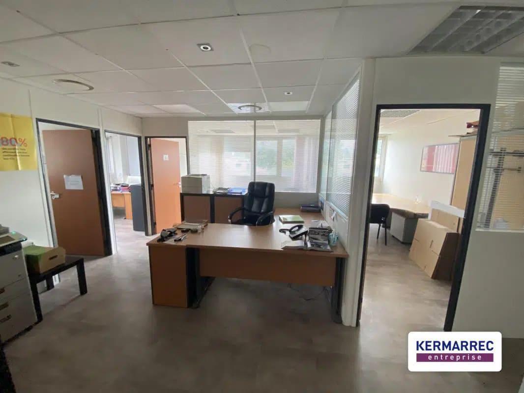 Bureau dans Bruz à vendre Photo de l’immeuble– Image 1 sur 5