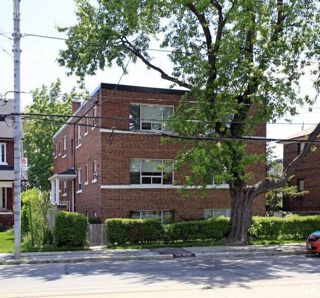2709 Lake Shore Dr, Toronto, ON à vendre - Photo de l’immeuble – Image 3 sur 4