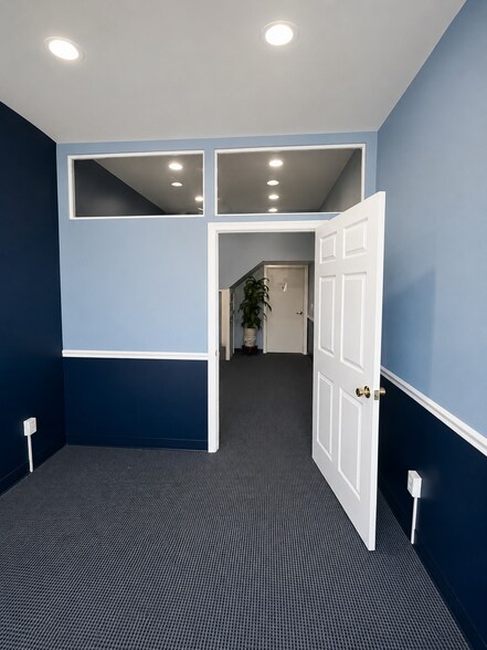 1700 Bedford St, Stamford, CT à louer - Photo de l’immeuble – Image 2 sur 12