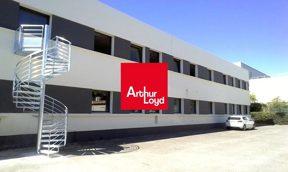 Bureau dans Aubagne à louer - Photo de l’immeuble – Image 1 sur 5