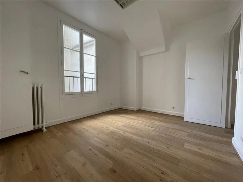 Bureau dans Paris à louer - Photo de l’immeuble – Image 2 sur 5