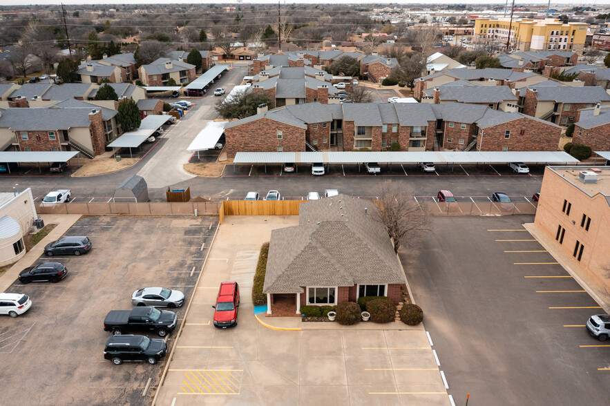 7007 Salem Park Dr, Lubbock, TX à louer - Photo de l’immeuble – Image 2 sur 26