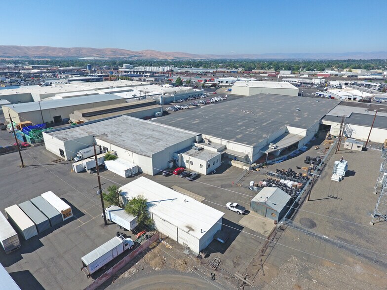 911 S 3rd St, Yakima, WA à louer - Photo de l’immeuble – Image 3 sur 7