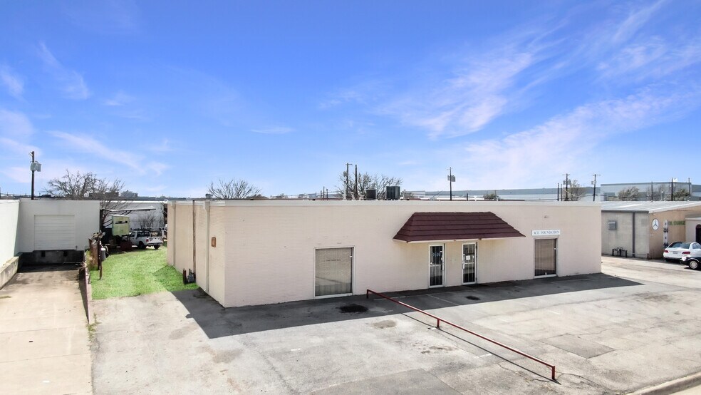 3616-3618 Dividend Dr, Garland, TX à vendre - Photo de l’immeuble – Image 2 sur 48