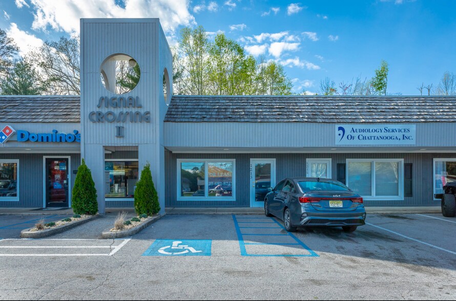 1207-1223 Taft Hwy, Signal Mountain, TN à louer - Photo de l’immeuble – Image 3 sur 3