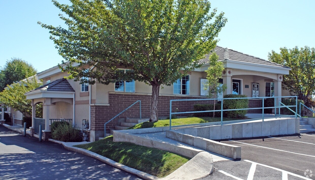 715-725 N 1890 W, Provo, UT à louer Photo principale– Image 1 sur 4