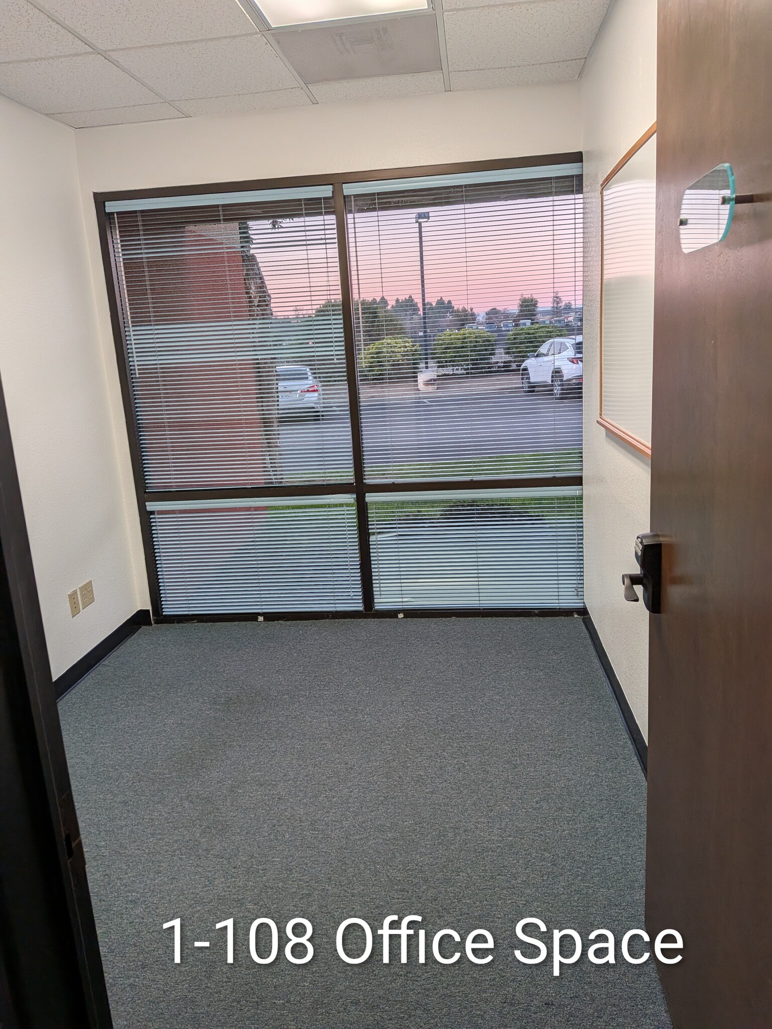 4701 Patrick Henry Dr, Santa Clara, CA à louer Photo intérieure– Image 1 sur 3