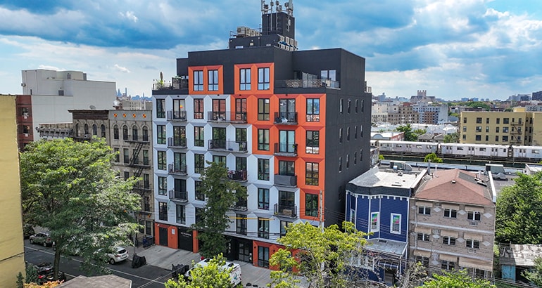 1169 Hoe Ave, Bronx, NY à vendre Photo de l’immeuble– Image 1 sur 5