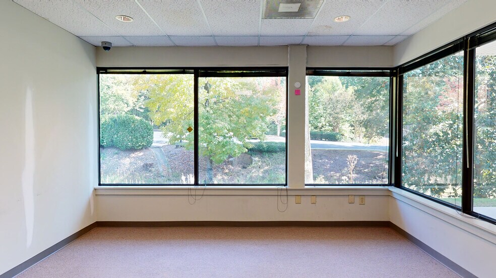 303 Research Dr, Peachtree Corners, GA à louer - Numérisation 3D Matterport – Image 3 sur 43