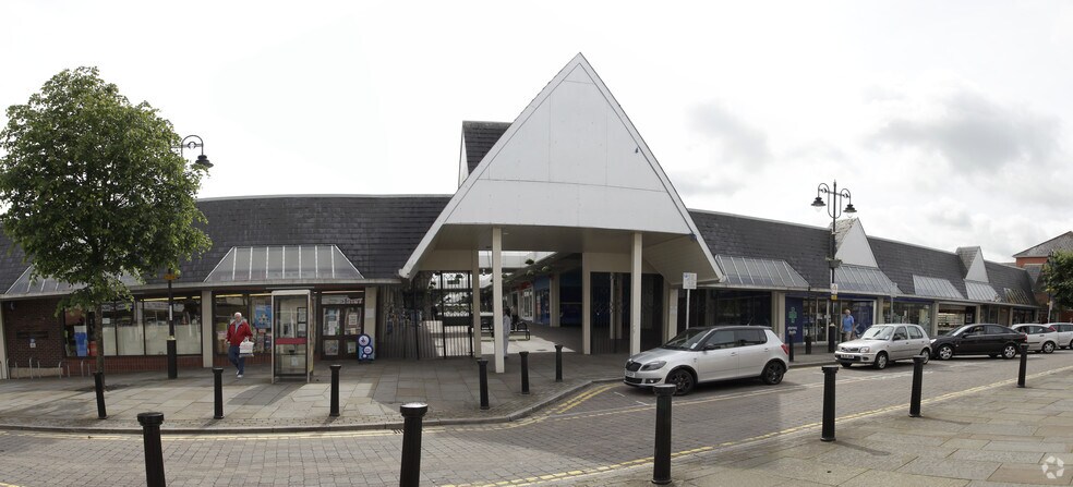 Commercial St, Tredegar à louer - Photo de l’immeuble – Image 2 sur 6