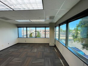 2400 N Central Ave, Phoenix, AZ à louer Photo intérieure– Image 2 sur 7