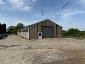 Plus de détails pour Unit 12 Ridge Farm, Horsham Road, Rowhook, Horsham - Industriel/Logistique à louer