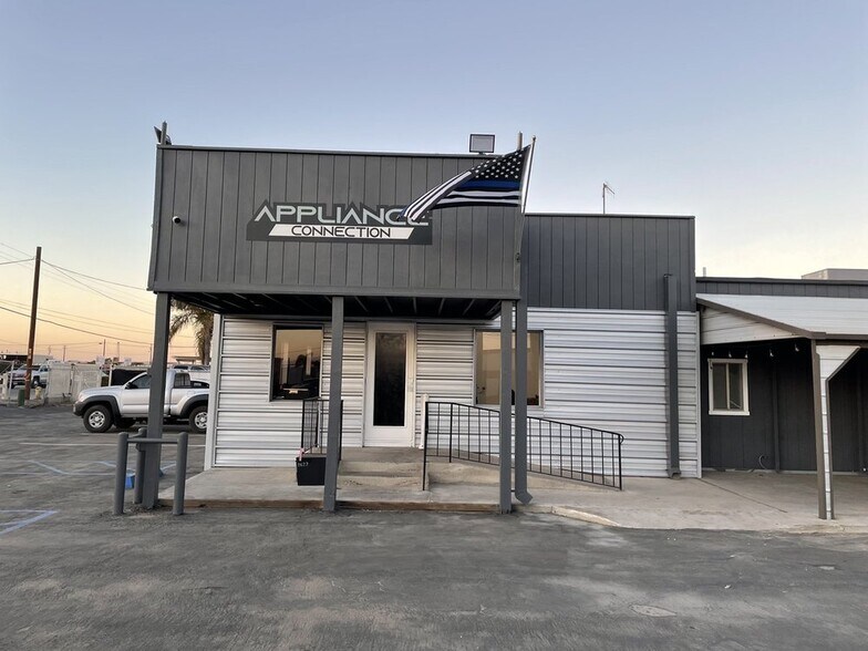 2622 Fairhaven Dr, Bakersfield, CA à louer - Photo de l’immeuble – Image 2 sur 25